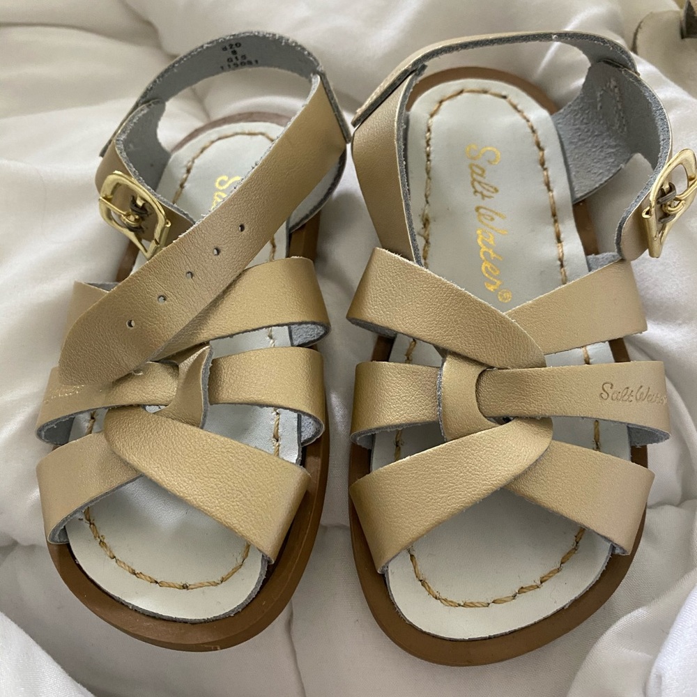Saltwater Gold Sandals Size 8